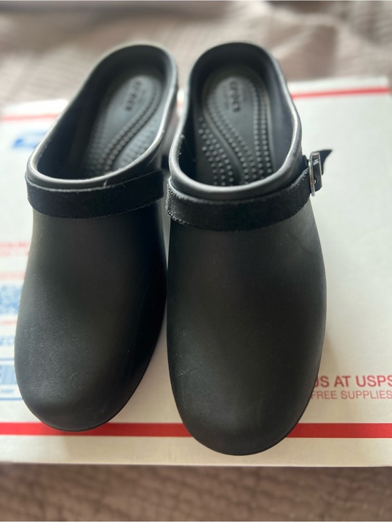 CROCS Shoes - Crocs Sarah Clog Heel Dual Mules Size 9  Black Suede Leather Strap